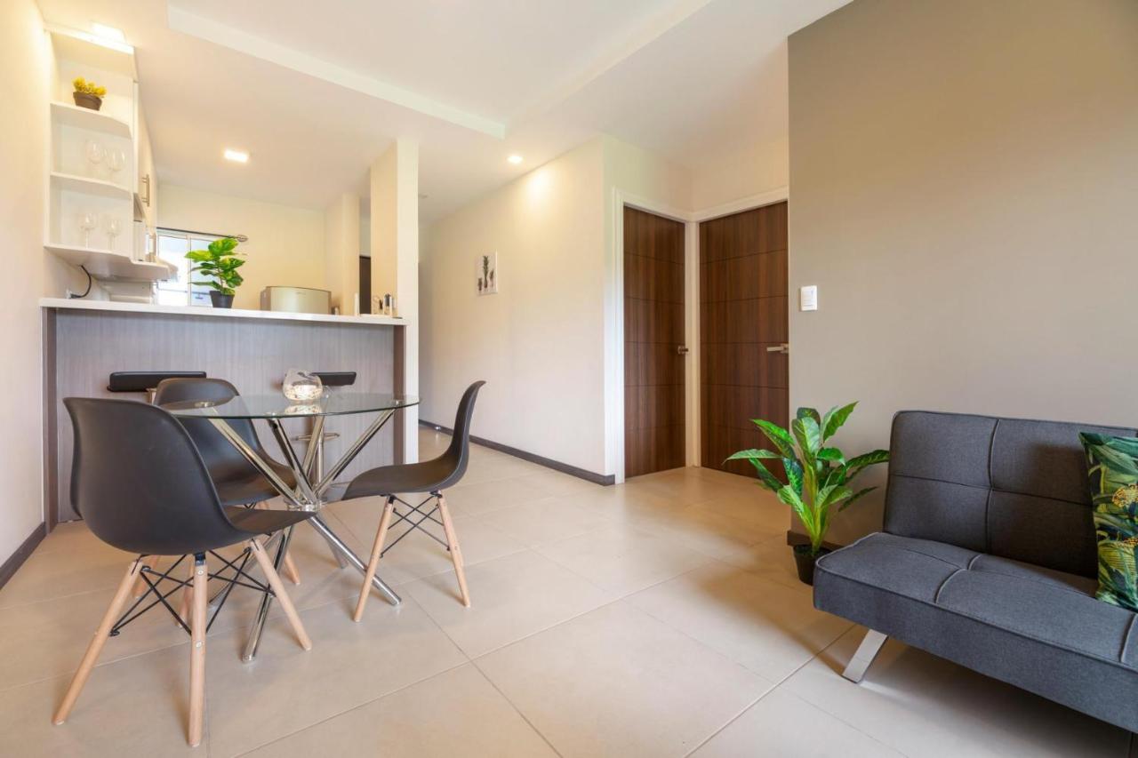 Boulevard Park Apto #27 - 2Bdrm - Selena Segura Ередия Екстериор снимка