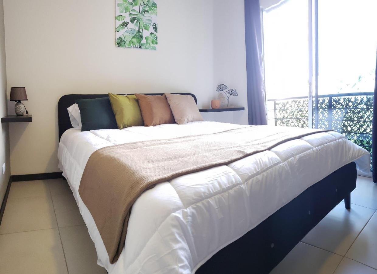 Boulevard Park Apto #27 - 2Bdrm - Selena Segura Ередия Екстериор снимка